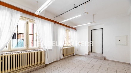 Pronájem obchodního prostoru 18 m², Praha - Karlín