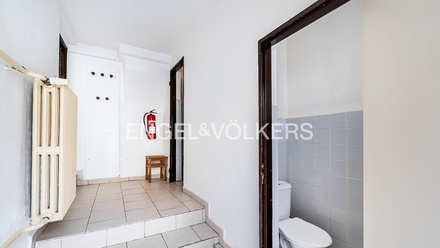 Pronájem obchodního prostoru 18 m², Praha - Karlín