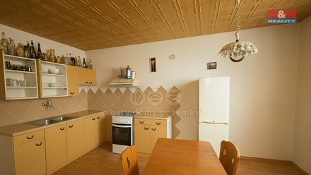 Prodej rodinného domu 414 m², Dolní Bukovsko