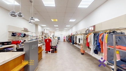 Pronájem obchodního prostoru 112 m², Luhačovice