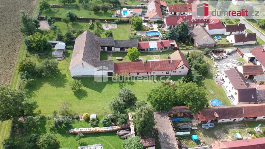 Prodej zemědělské objekty, 3 929 m² - Haškovcova Lhota