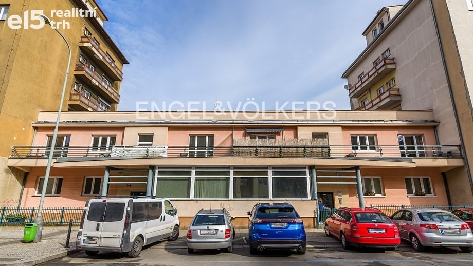 Pronájem ordinace 65 m², Praha - Žižkov