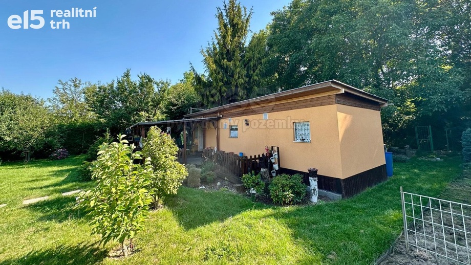 Prodej zahrady 750 m², Příkazy
