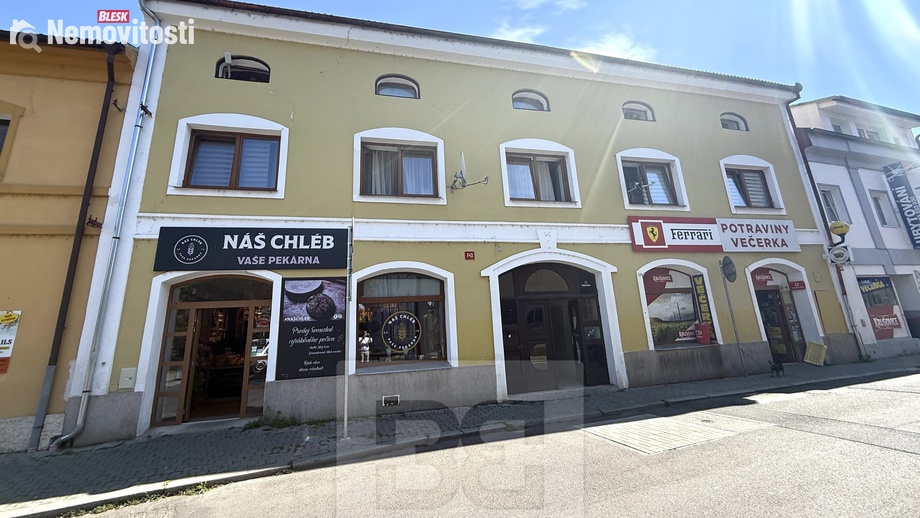 Prodej činžovního domu 748 m², Štětí