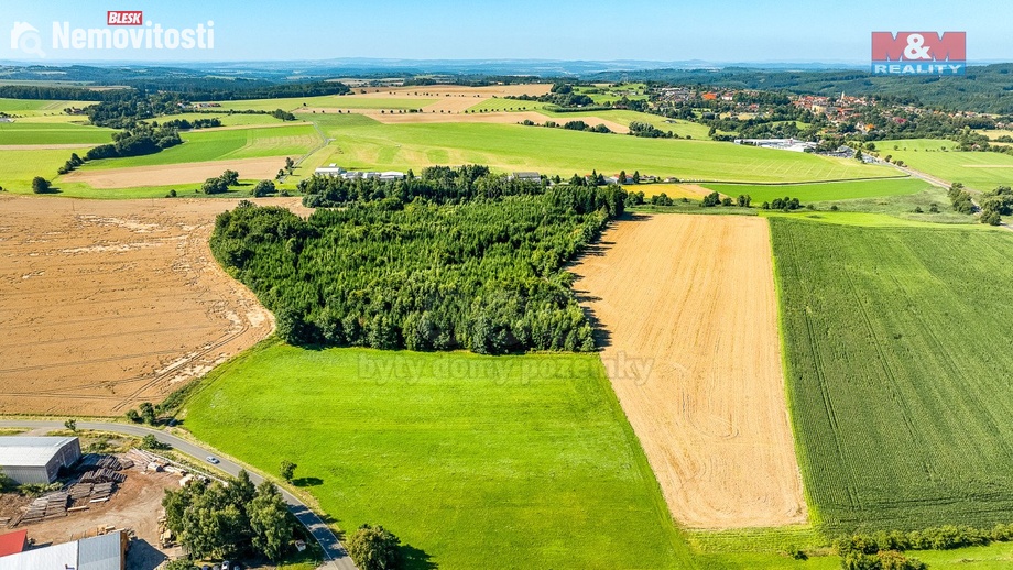 Prodej stavebního pozemku 1 170 m², Štipoklasy