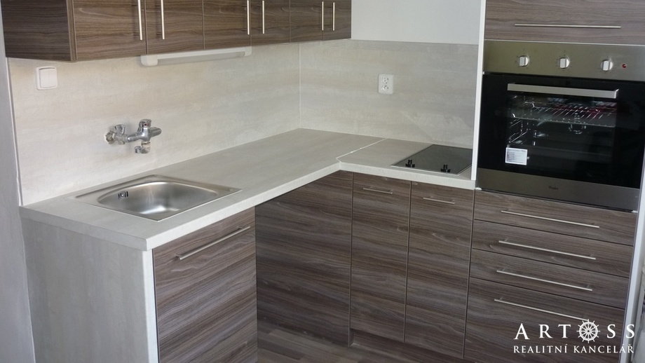Pronájem bytu 1+1 30 m², Blansko