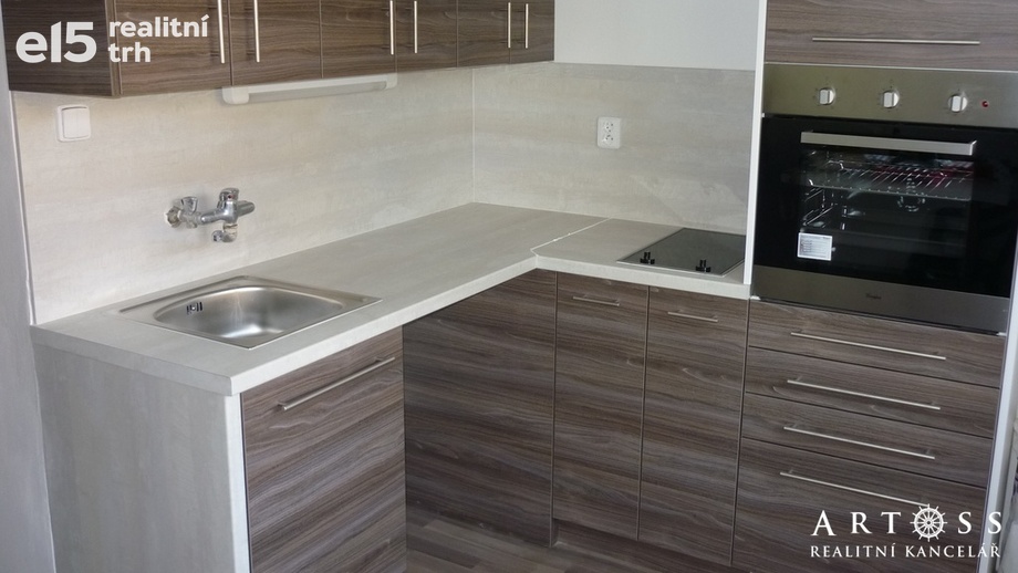Pronájem bytu 1+1 30 m², Blansko