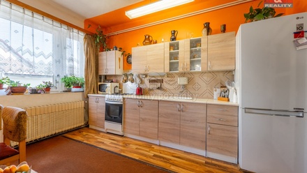 Prodej rodinného domu 80 m², Vinařice