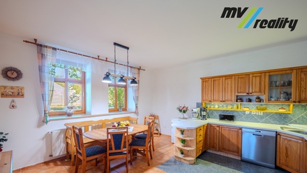Prodej rodinného domu 178 m², Milovice - Benátecká Vrutice