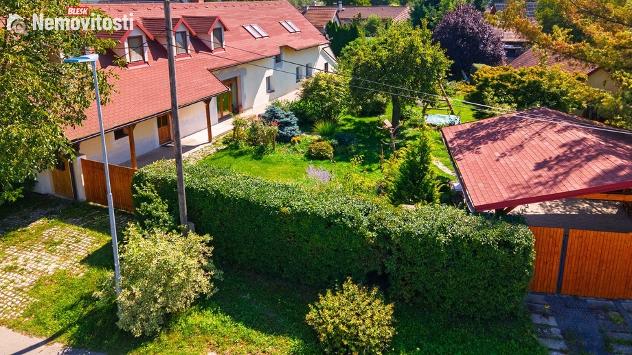 Prodej rodinného domu 178 m², Milovice - Benátecká Vrutice