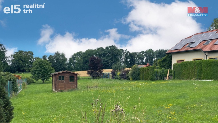Pronájem stavebního pozemku 998 m², Všestary