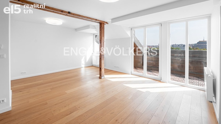 Pronájem bytu 5+kk 136 m², Praha - Malá Strana