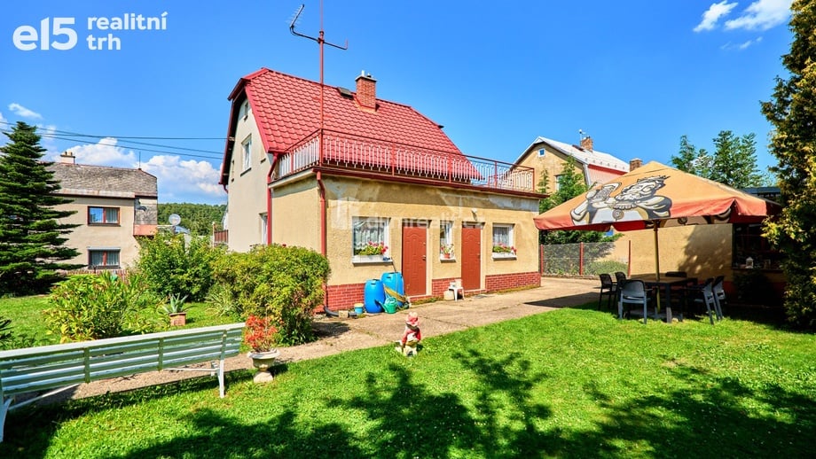 Prodej rodinného domu 145 m², Sadov
