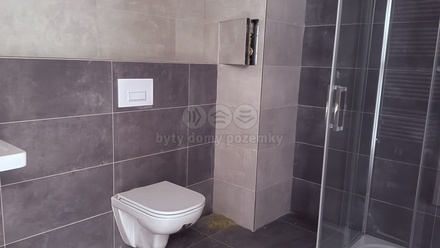 Prodej bytu 1+kk 51 m², Praha 8