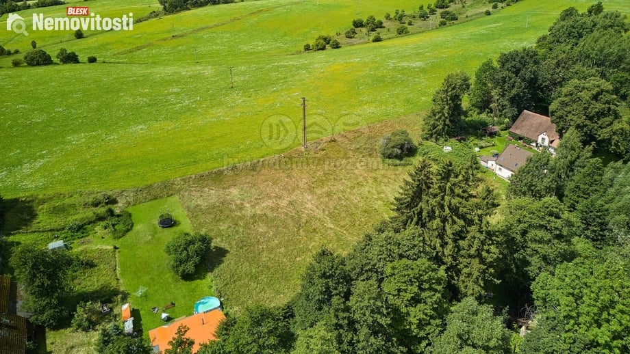 Prodej stavebního pozemku 1 985 m², Rudník