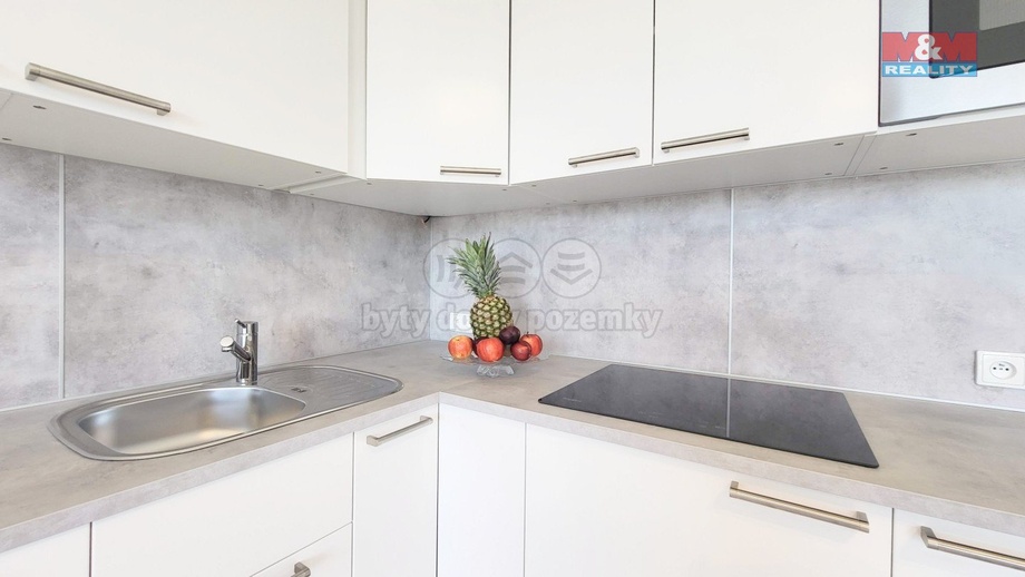 Pronájem bytu 1+kk 33 m², Praha 9