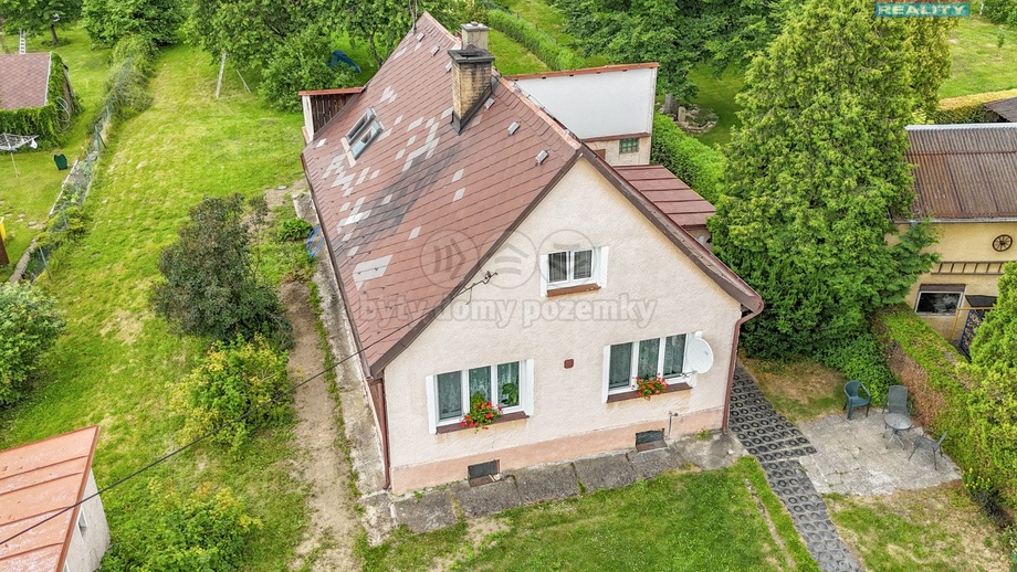 Prodej rodinného domu 200 m², Zádub-Závišín