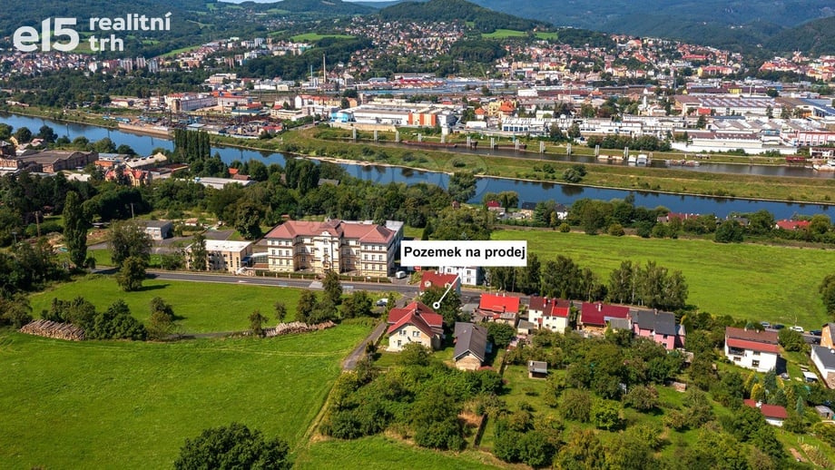 Prodej stavebního pozemku 601 m², Děčín