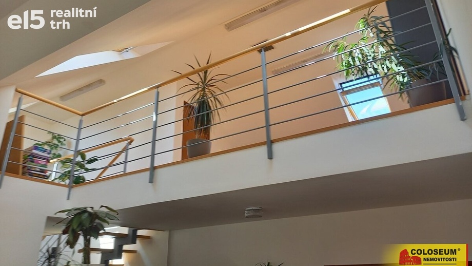 Pronájem kanceláře 283 m², Modřice