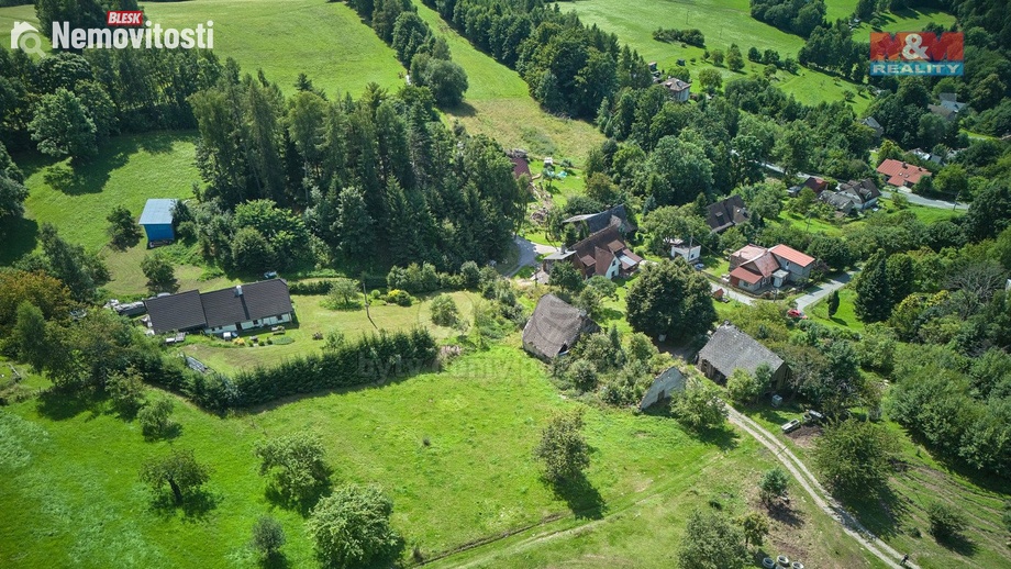 Prodej stavebního pozemku 3 800 m², Malé Svatoňovice