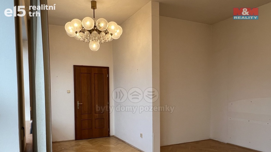 Pronájem kanceláře 131 m², Chomutov
