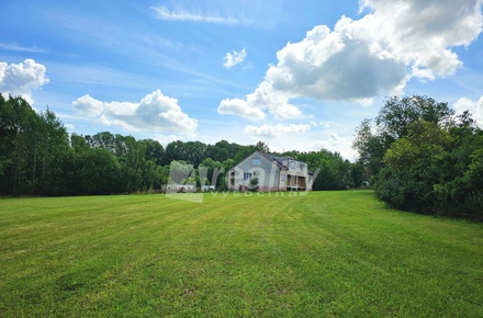 Prodej stavebního pozemku 1 000 m², Útěchovičky