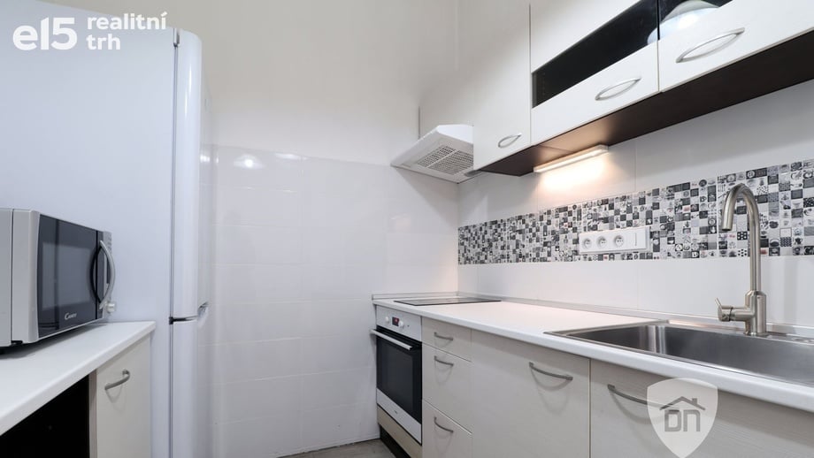 Pronájem bytu 2+kk 47 m², Praha - Nusle