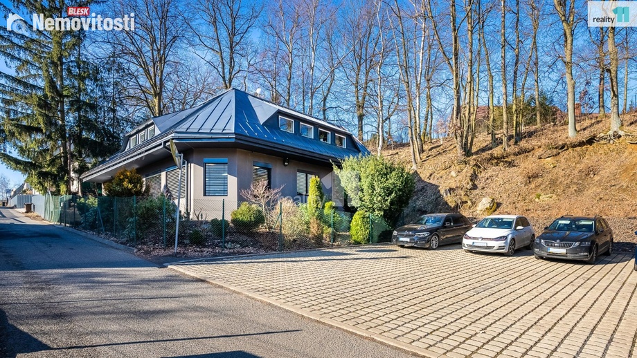 Prodej kanceláře 377 m², Liberec