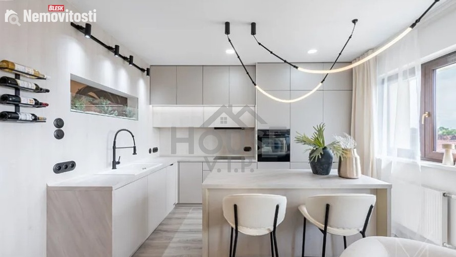 Prodej bytu 1+kk 37 m², Praha