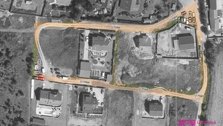 Prodej podílu 1/2 pole 39 246 m², Kralupy nad Vltavou - Zeměchy