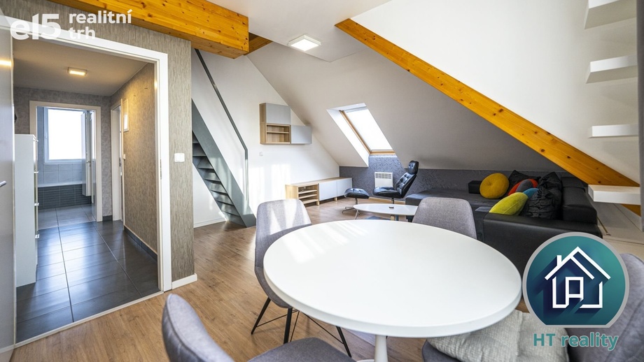 Pronájem bytu 3+kk 80 m², Praha