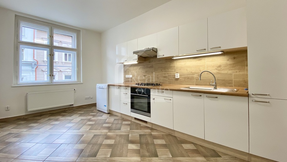 Pronájem bytu 3+kk 82 m², Praha - Smíchov