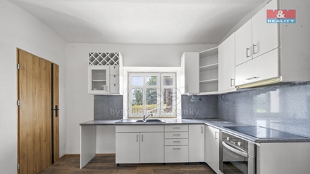 Prodej chalupy 260 m², Broumov