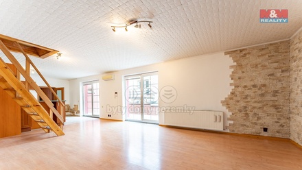 Prodej rodinného domu 187 m², Kladno