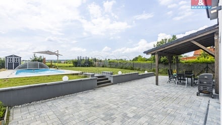 Prodej rodinného domu 285 m², Bořanovice