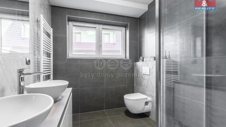 Prodej rodinného domu 285 m², Bořanovice