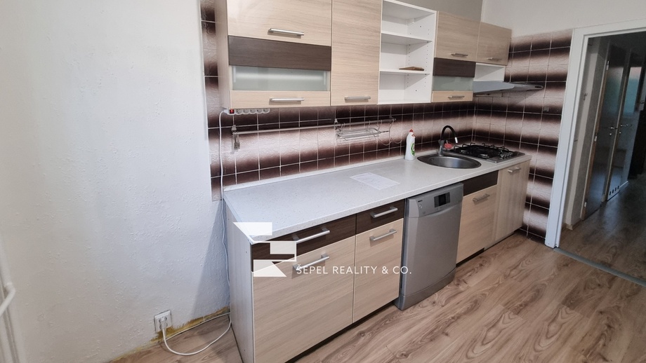 Pronájem bytu 3+1 70 m², Brno - Starý Lískovec