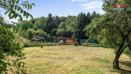 Prodej zahrady 1 483 m², Praha