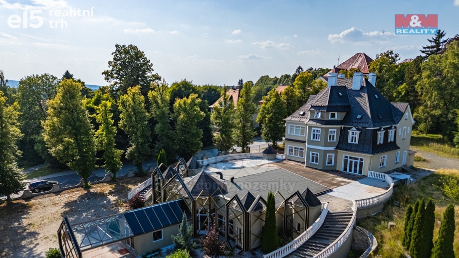 Prodej obchodního prostoru 1 497 m², Aš