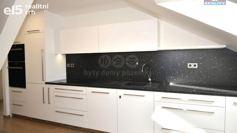 Pronájem bytu 3+kk 82 m², Ostrava - Radvanice a Bartovice