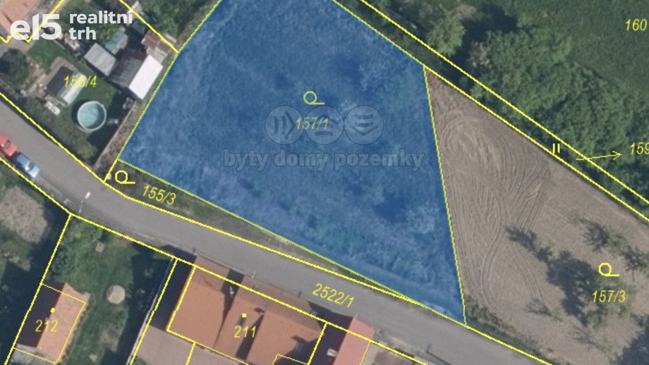 Prodej stavebního pozemku 1 185 m², Bechlín
