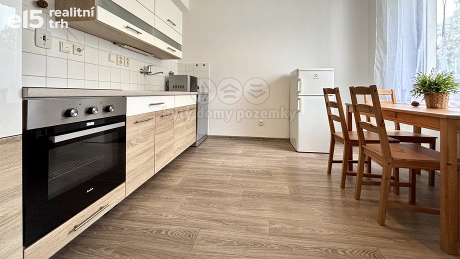 Pronájem bytu 1+1 43 m², Náchod