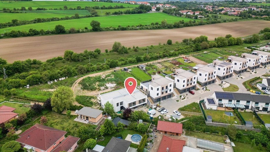 Prodej rodinného domu 197 m², Holubice