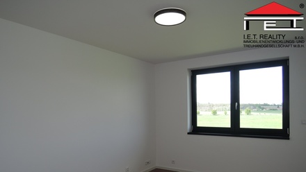 Prodej rodinného domu 210 m², Mezouň