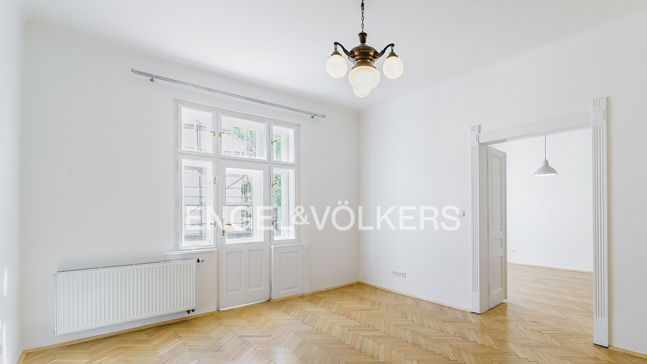Pronájem bytu 2+1 73 m², Praha - Smíchov
