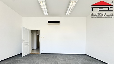 Pronájem kanceláře 527 m², Brno-město