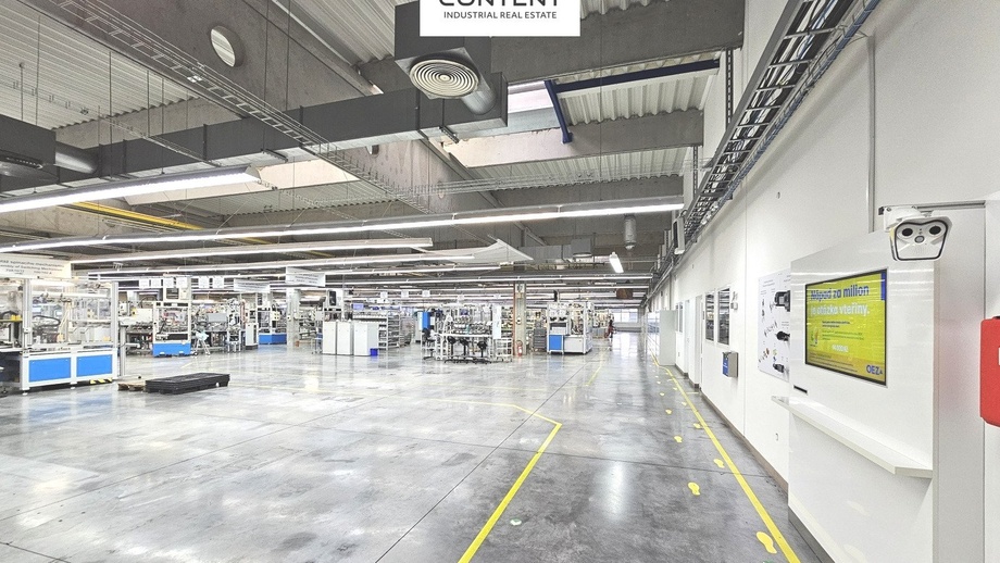Pronájem skladu 2 140 m², Bruntál