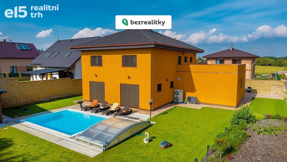 Prodej rodinného domu 229 m², Veleň