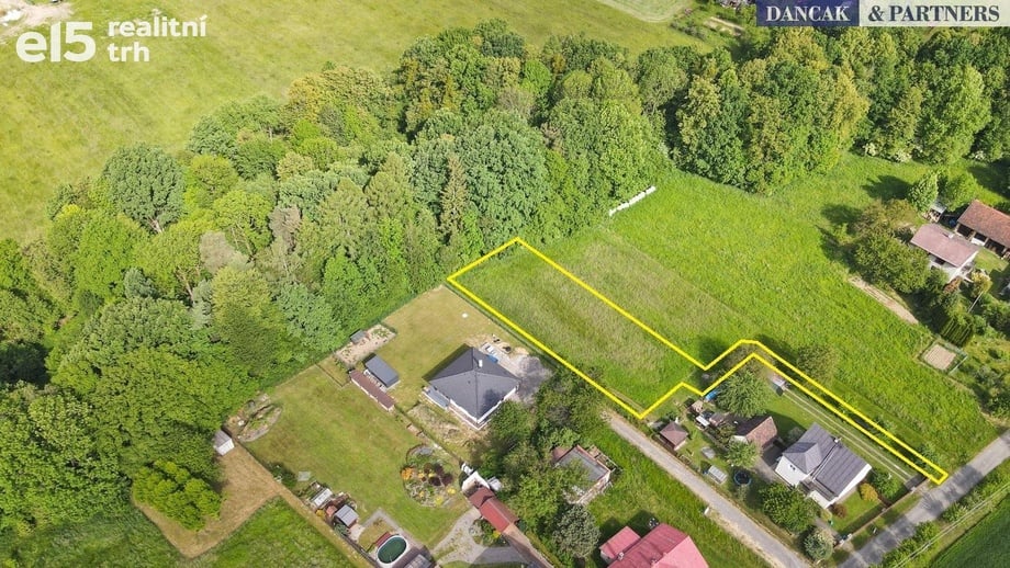 Prodej stavebního pozemku 1 471 m², Dolní Domaslavice