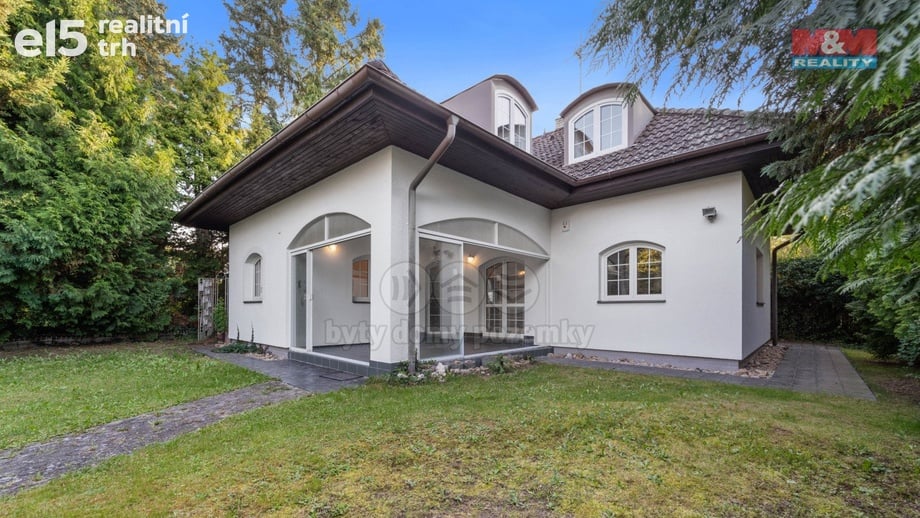 Prodej rodinného domu 140 m², Hradec Králové